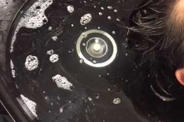 寒くなっても頭皮ケアは大切な事なんです!!